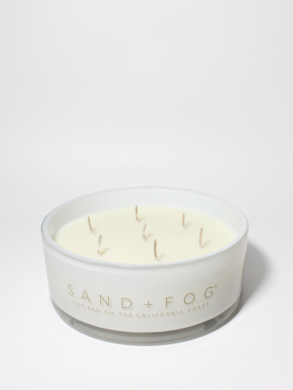 Hand-Poured Premium Cozy Ocean Mist 34 oz scented candle