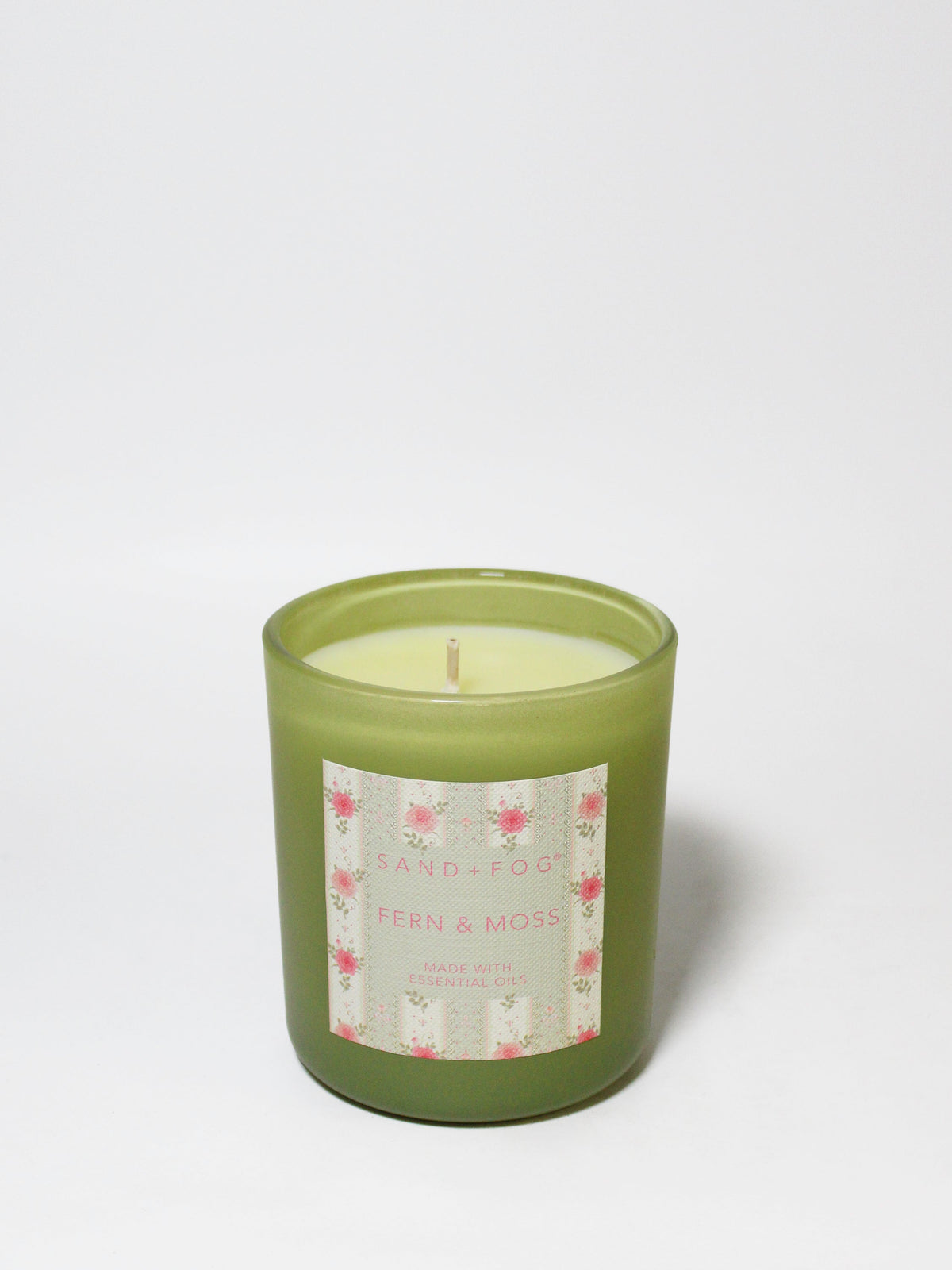 Hand-Poured Premium Cozy Fern & Moss 10 oz scented candle