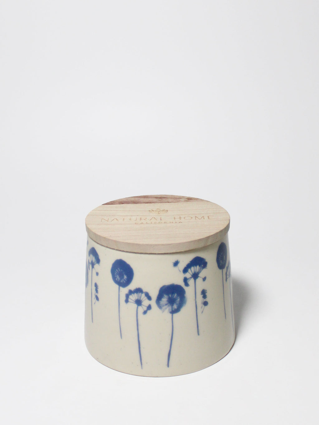 Hand-Poured Premium Cozy Ocean & Sea Salt Natural Home 7 oz scented candle