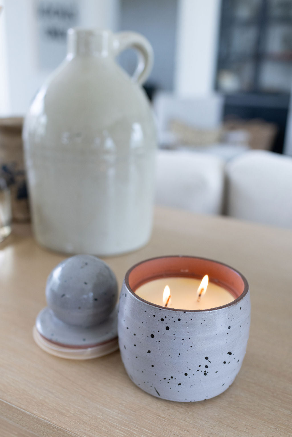 Hand-Poured Premium Cozy Vanilla Sandalwood Natural Home 13 oz scented candle