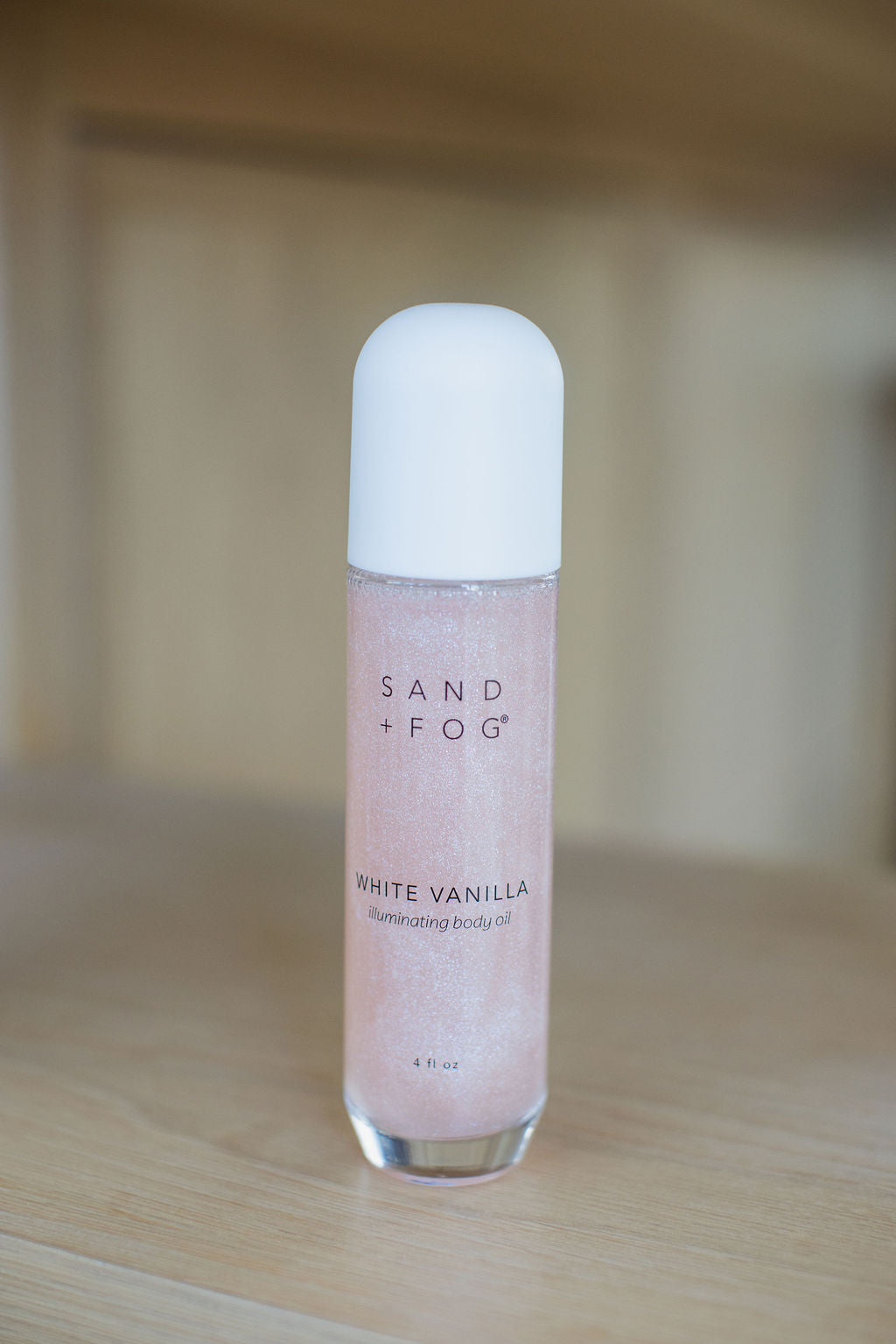 Illuminating Radiant Illuminating White Vanilla 4 oz Illuminating Body Oil