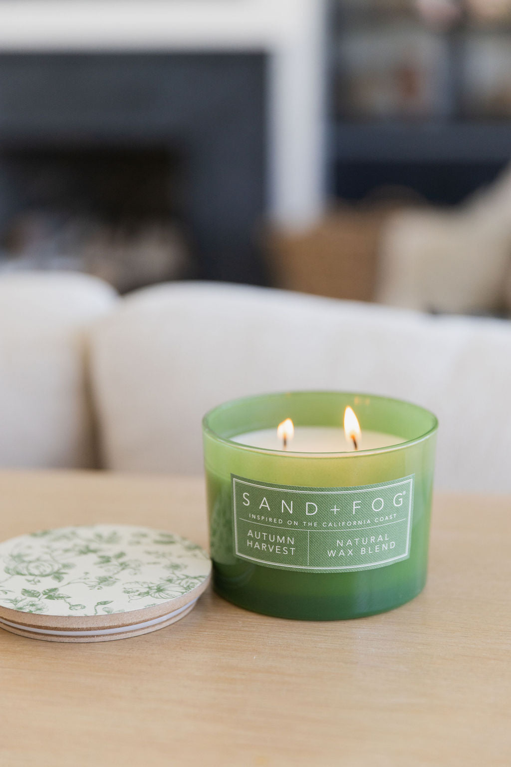 Hand-Poured Premium Cozy Autumn Harvest 12 oz scented candle