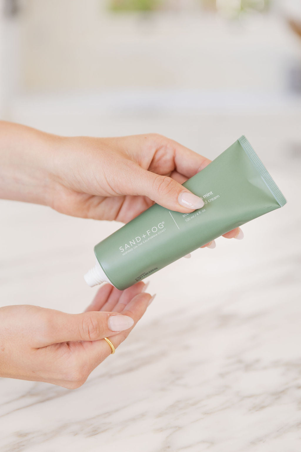 Non-Greasy Rich Signature Relaxing Hand Cream Set