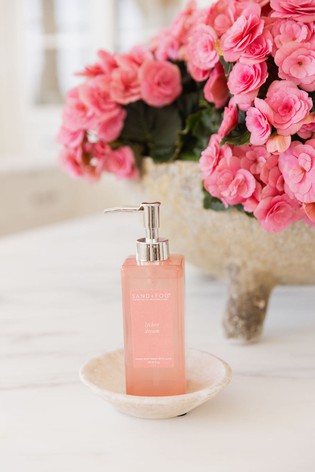 Daily Rejuvenating Gentle Lychee Dream 10.47 oz Liquid Hand Soap