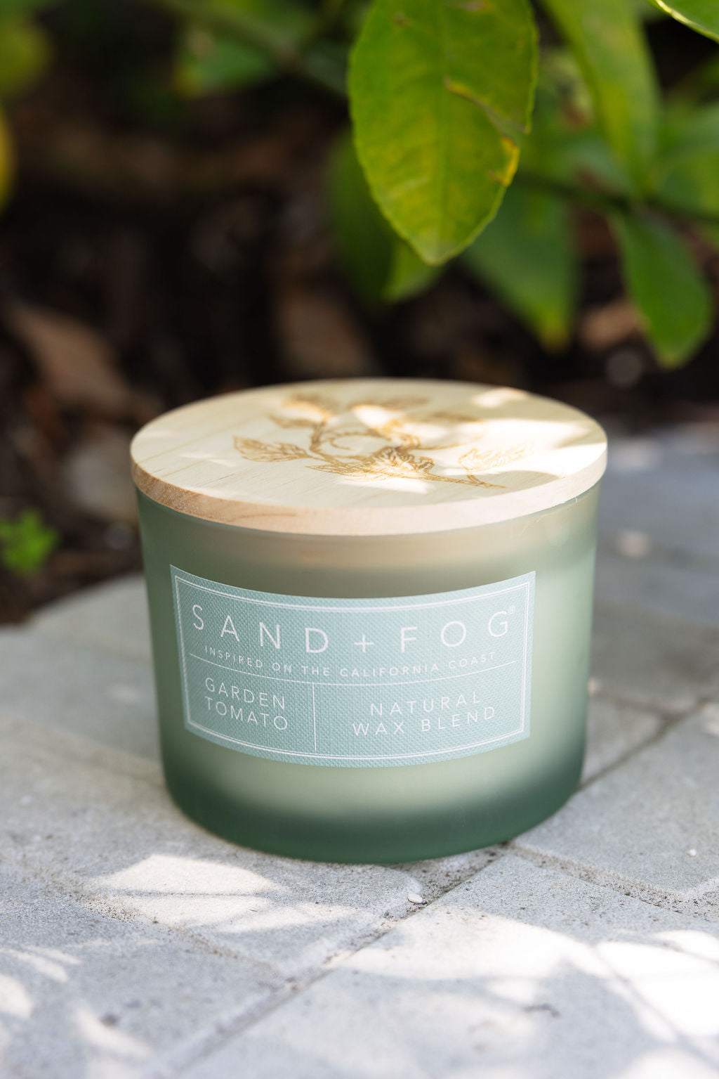 Hand-Poured Premium Cozy Garden Tomato 12 oz scented candle