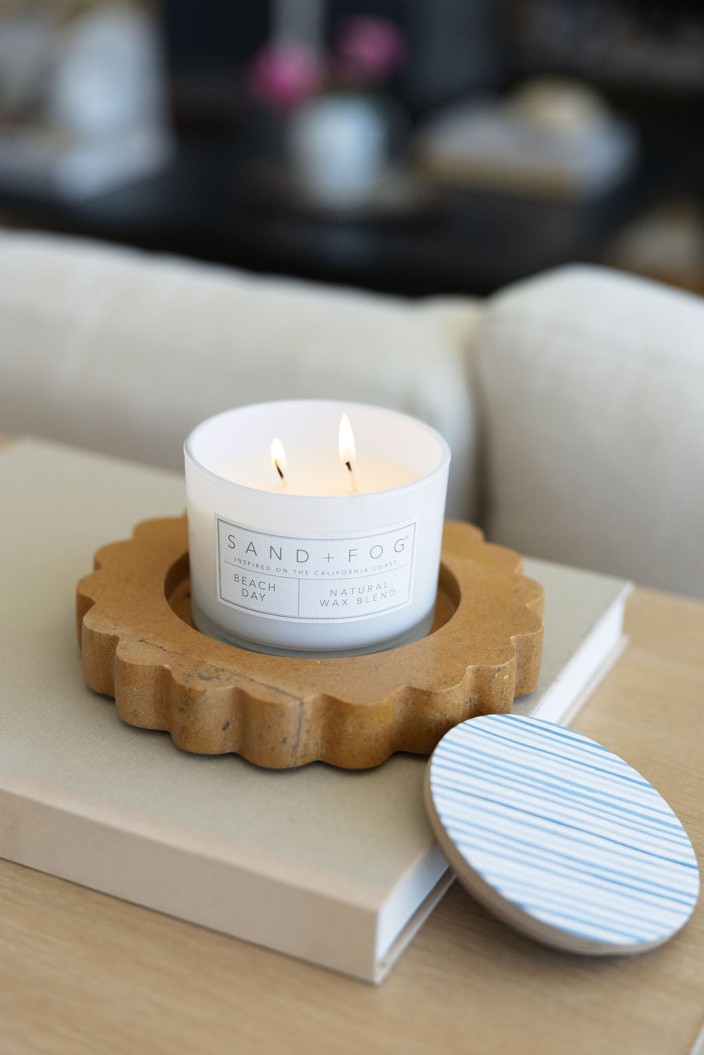 Hand-Poured Premium Cozy Beach Day 12 oz scented candle