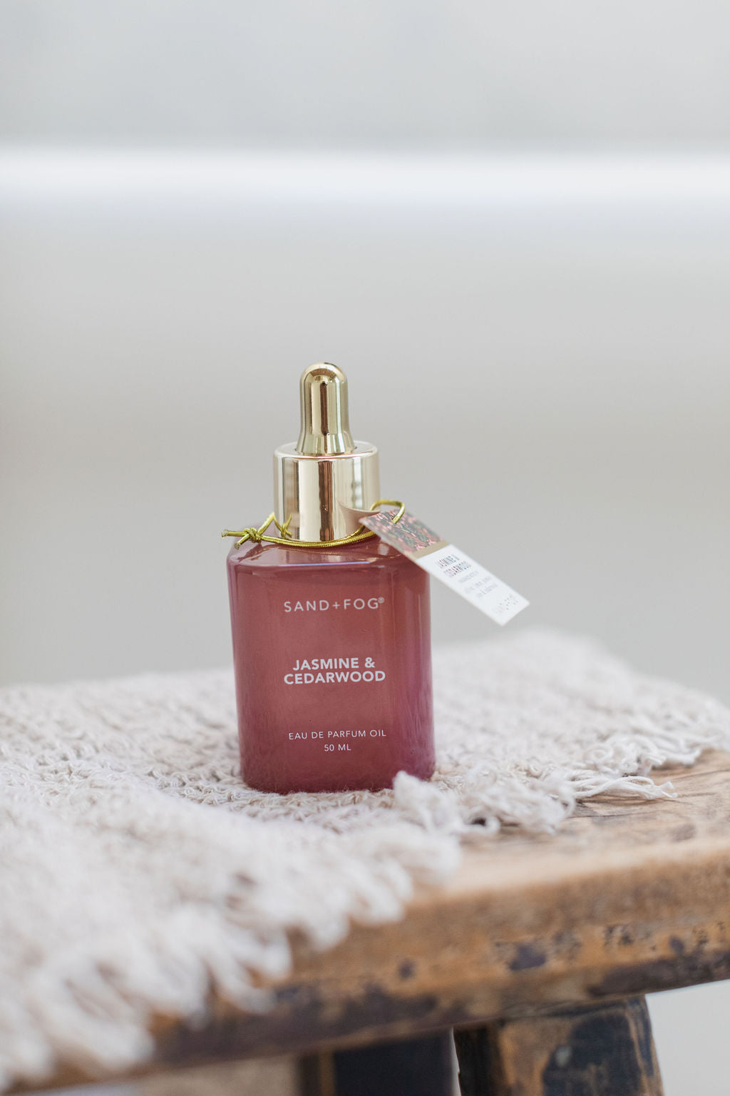 Artisanal Exquisite Signature Jasmine & Cedarwood 50 ml Perfume Oil Dropper