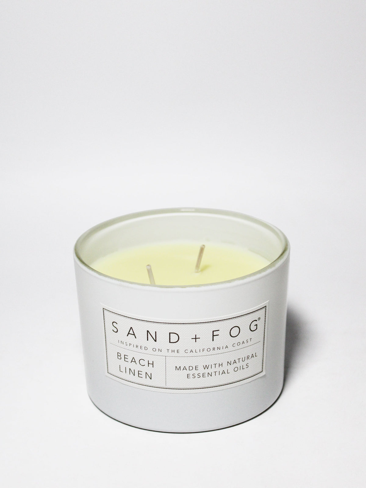 Hand-Poured Premium Cozy Beach Linen 12 oz scented candle