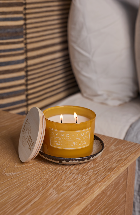 Hand-Poured Premium Cozy Apple Cider 12 oz scented candle